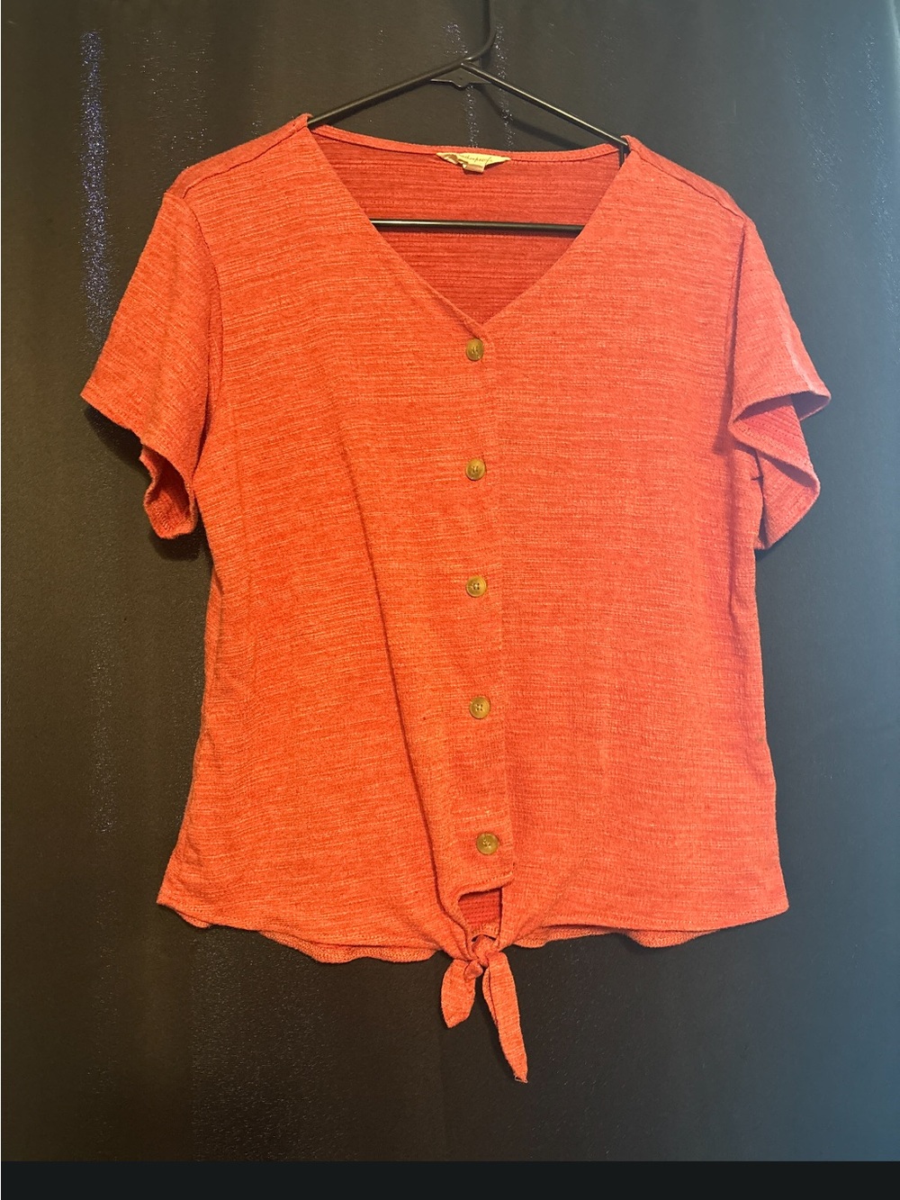 Weatherproof Red Button-Front Tie Hem Short Sleeve Top